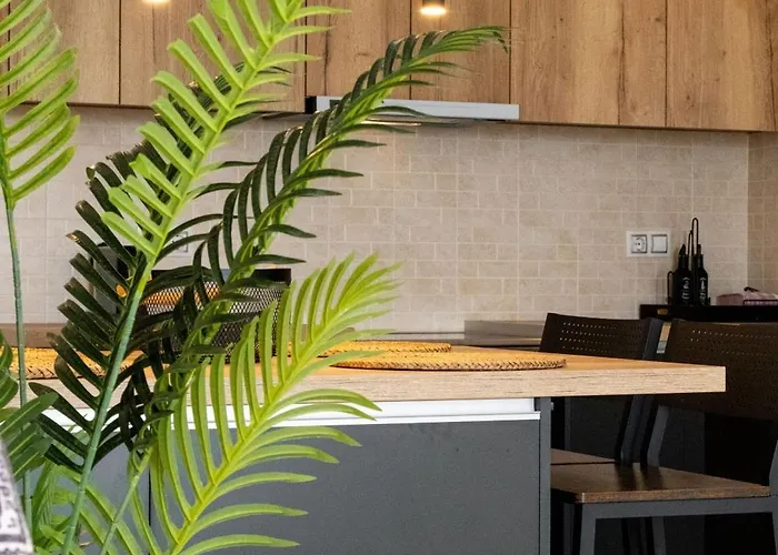 Azzurro Bianco شقة *