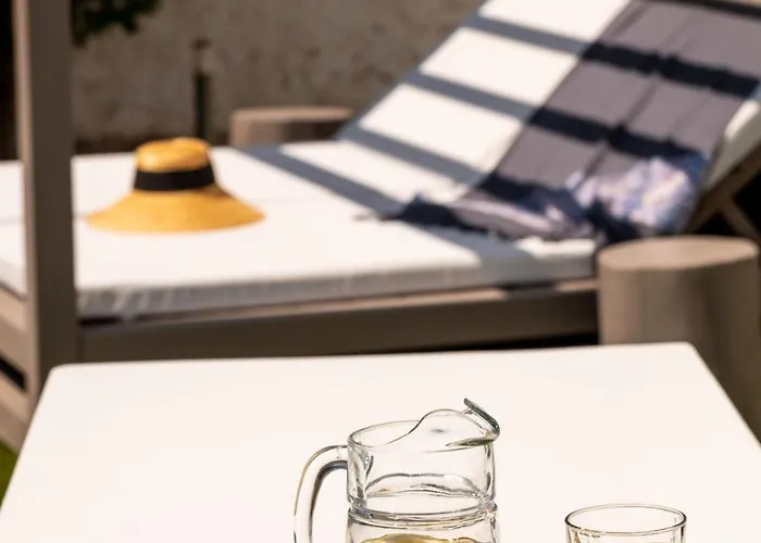 Azzurro Bianco شقة باروس