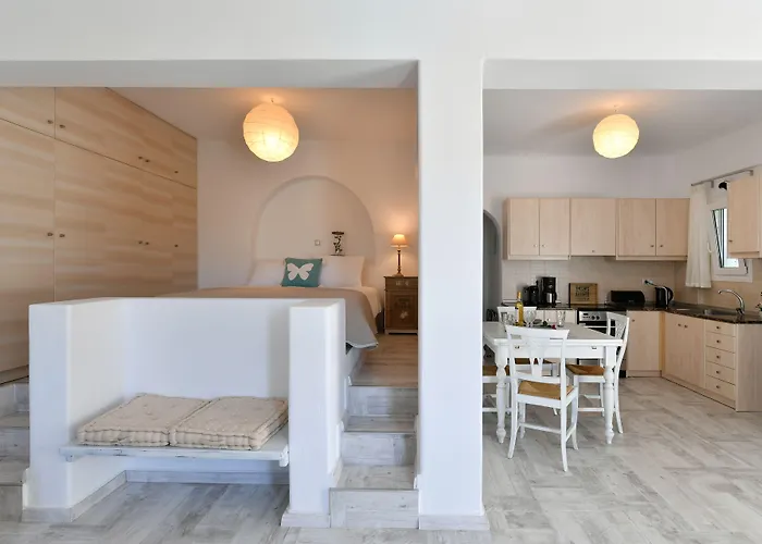 Azzurro Bianco باروس