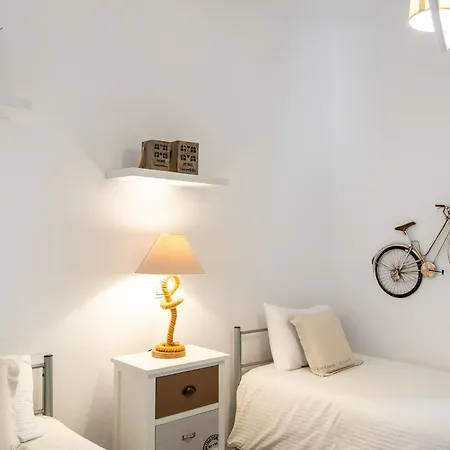 Azzurro Bianco Suites *