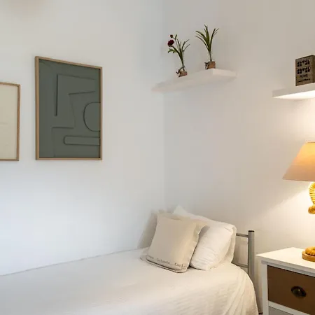 Azzurro Bianco Parikia (Paros)