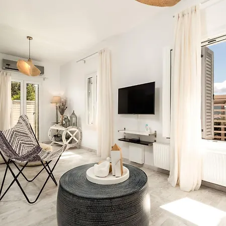 Azzurro Bianco Suites Páros