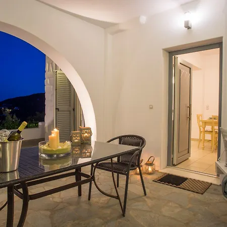 Azzurro Bianco Suites Appartement Páros