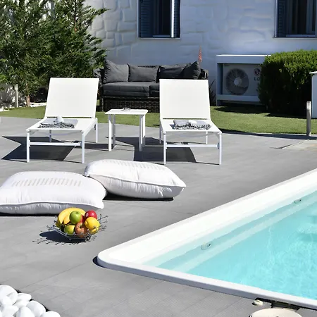 Azzurro Bianco Suites