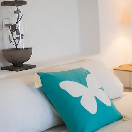 Azzurro Bianco Parikia (Paros)