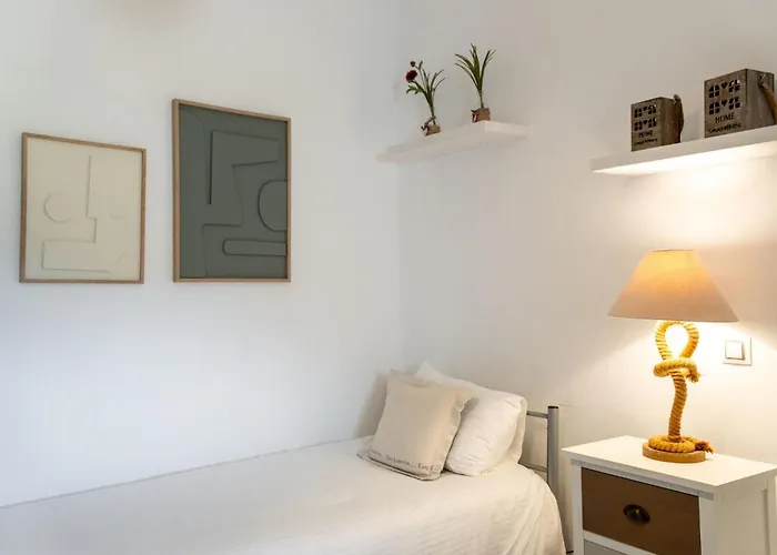 Azzurro Bianco Парос